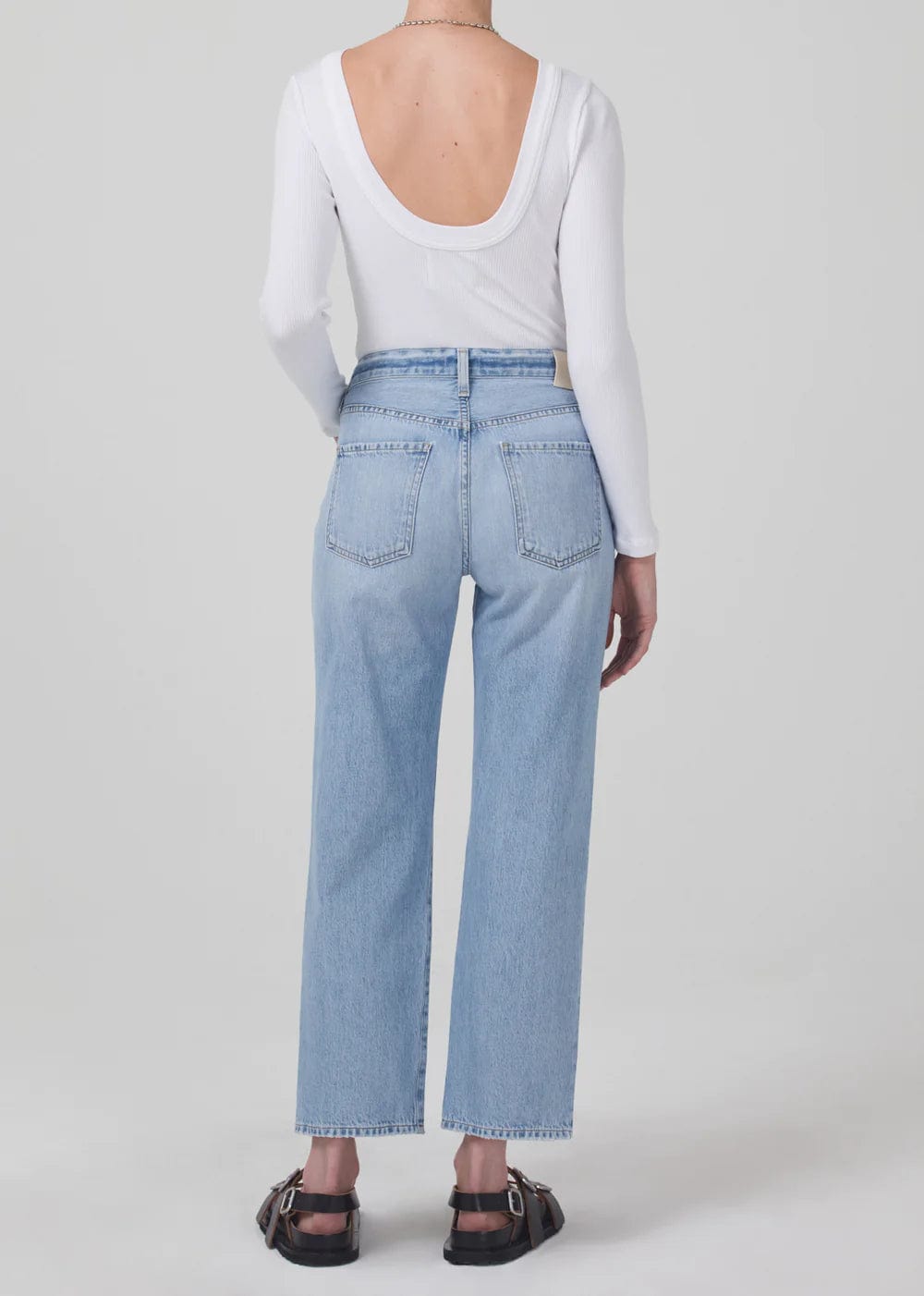 Emery cropped relaxed straight jean light wash moonbeam