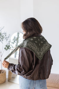 Wanderer Mini Triangle Scarf