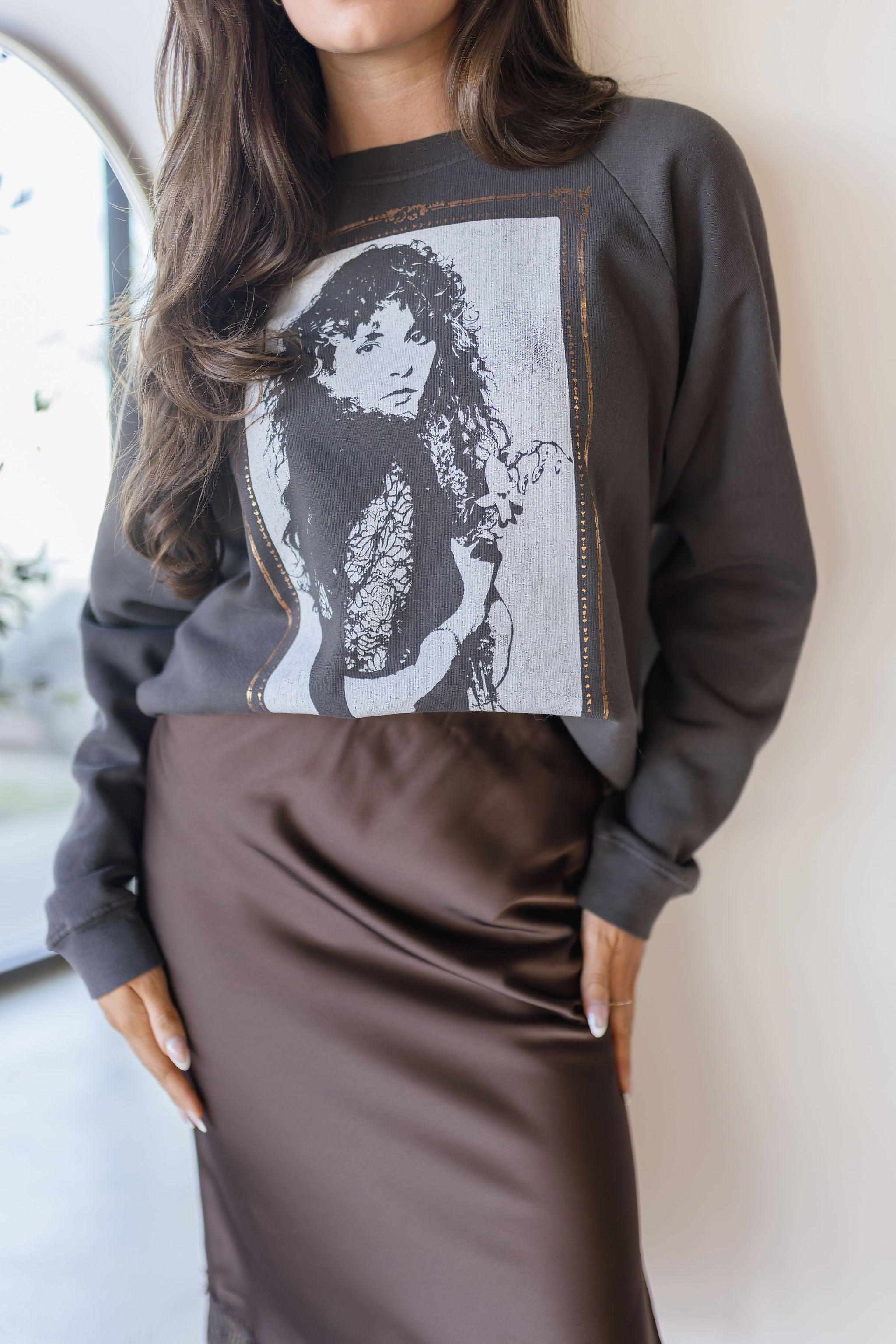 Stevie Nicks Orchid Bouquet Vintage Raglan Sweatshirt
