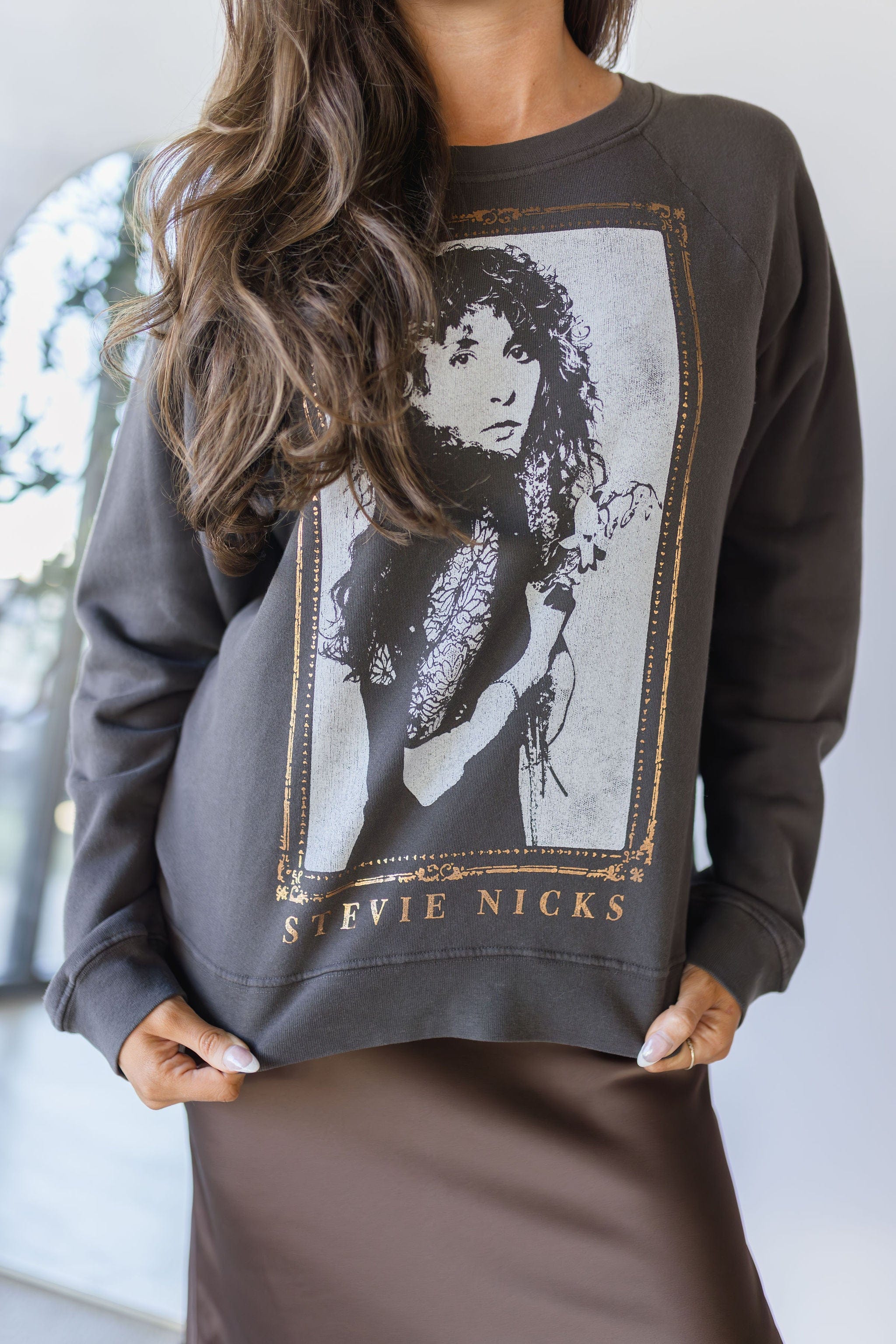 Stevie Nicks Orchid Bouquet Vintage Raglan Sweatshirt
