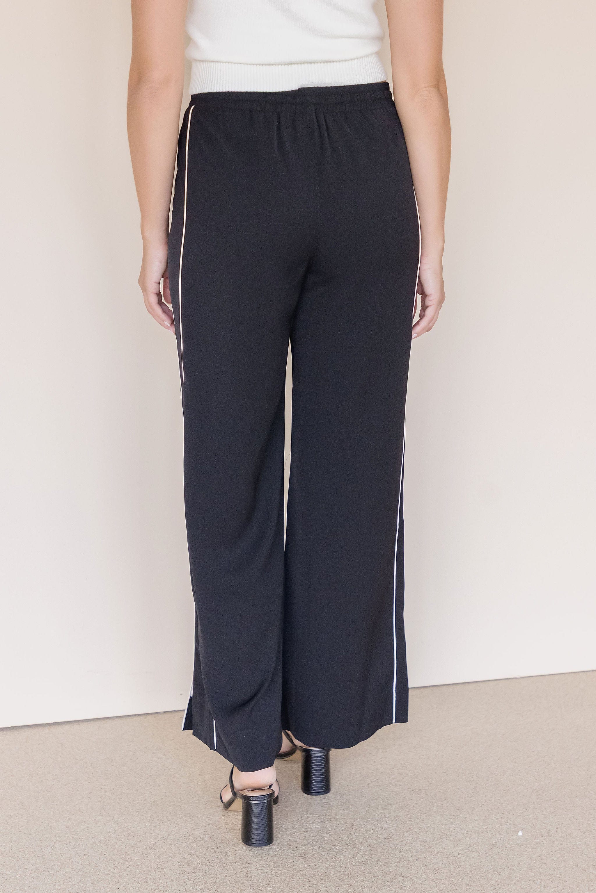 Devine Pant Devine Pant