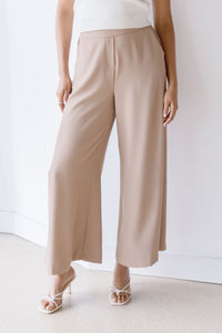 Olina Cropped Wide Leg Trouser Olina Cropped Wide Leg Trouser