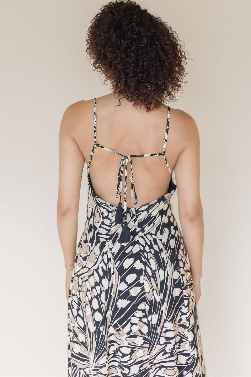 Avienne Open Back Maxi Dress Avienne Open Back Maxi Dress