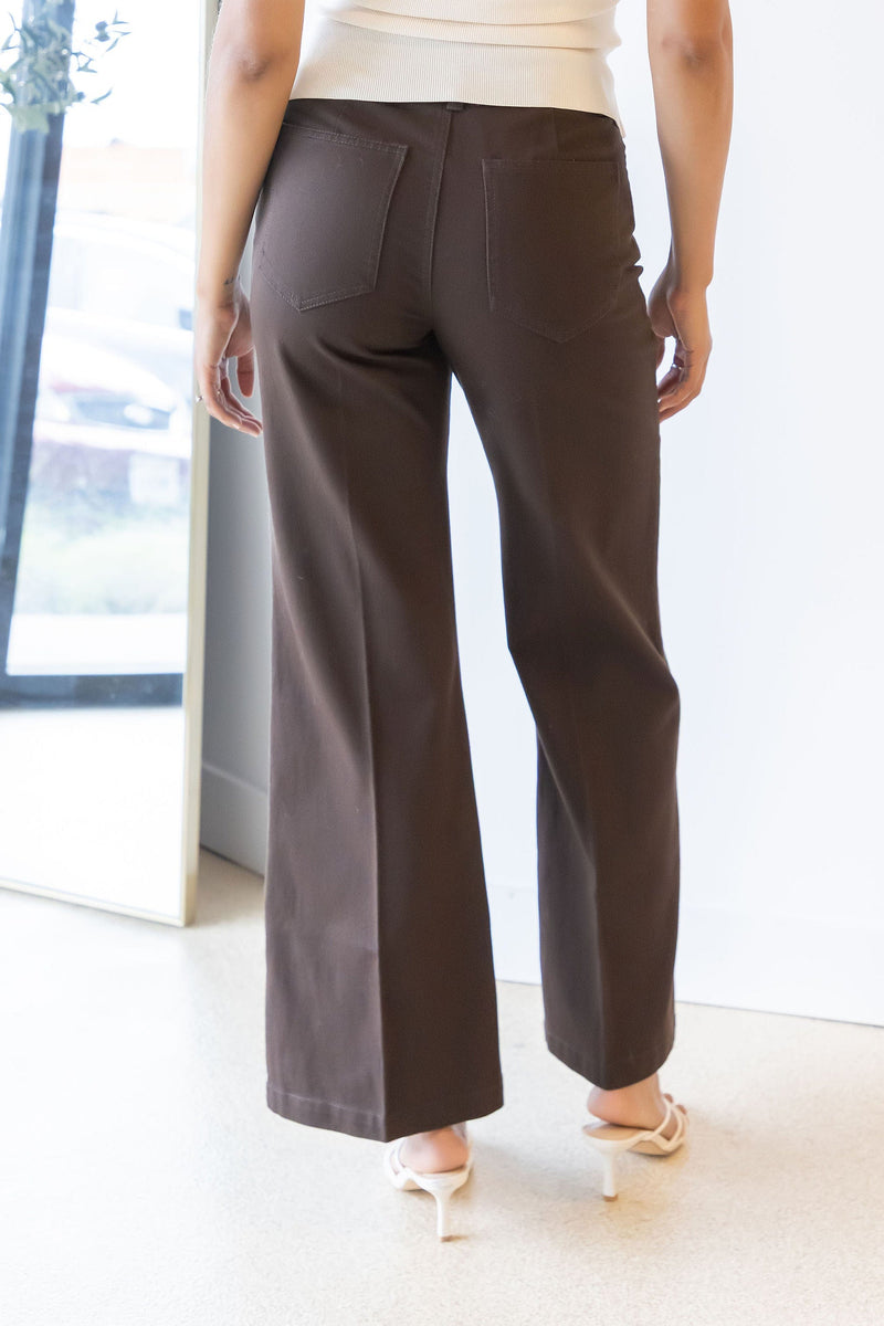 Livia Pant Livia Pant