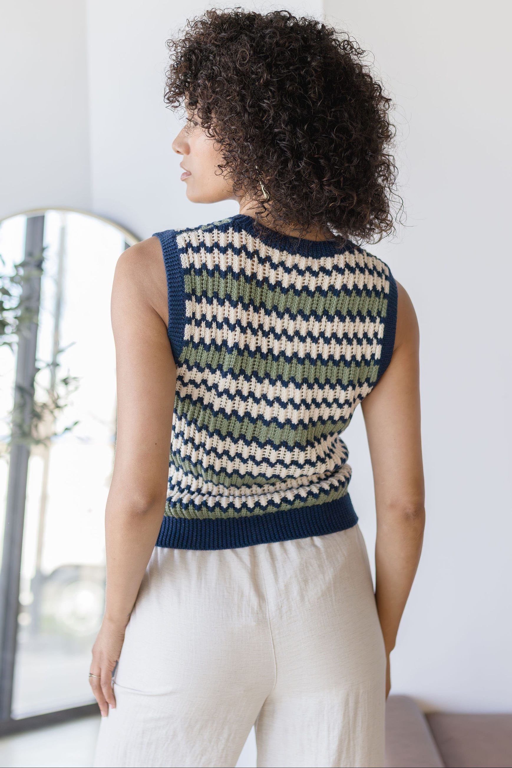 Eleni Vest