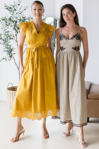 Sleeveless V-Neck Pleated Front Detail Midi Dress