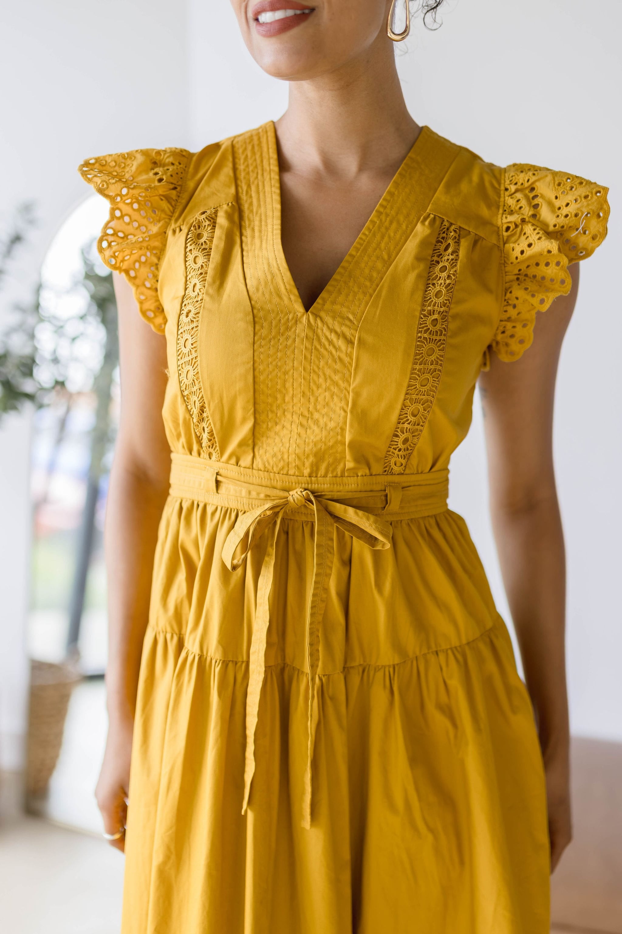 Sleeveless V-Neck Pleated Front Detail Midi Dress