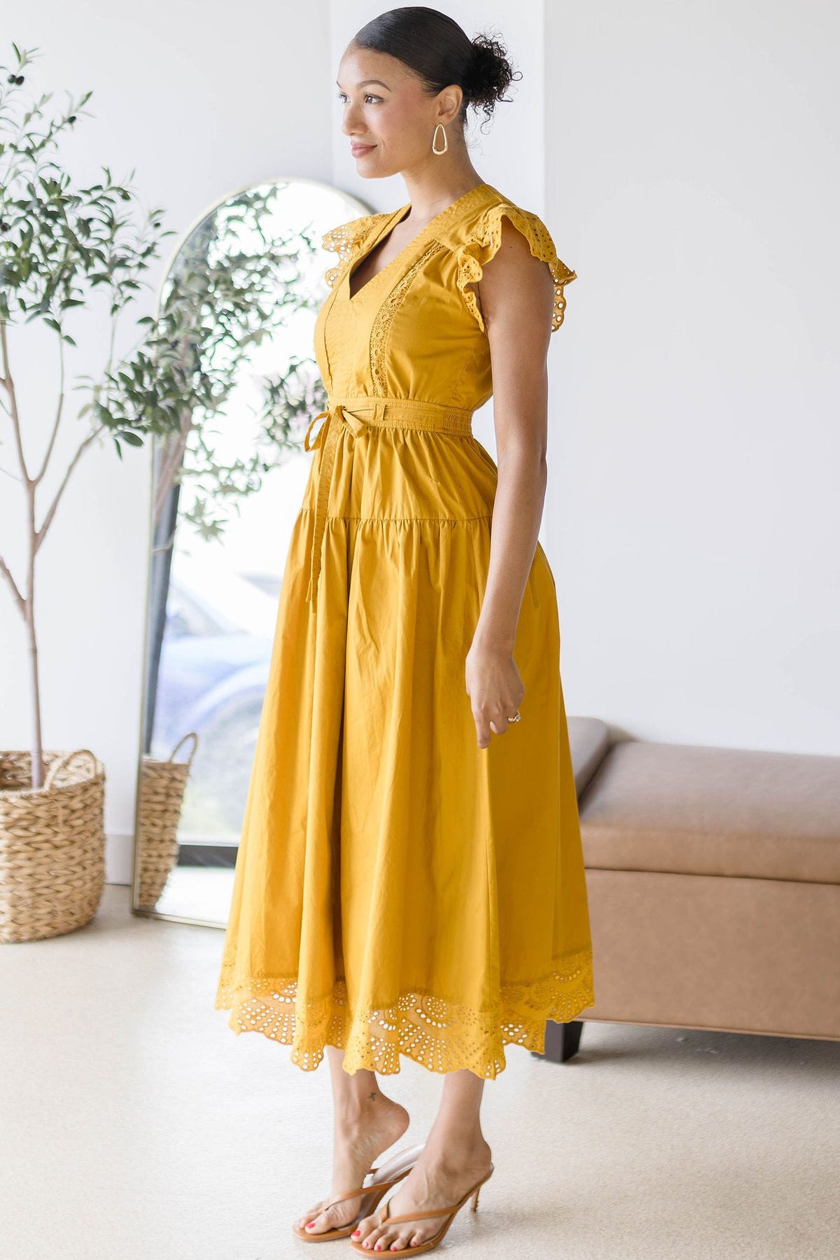Sleeveless V-Neck Pleated Front Detail Midi Dress