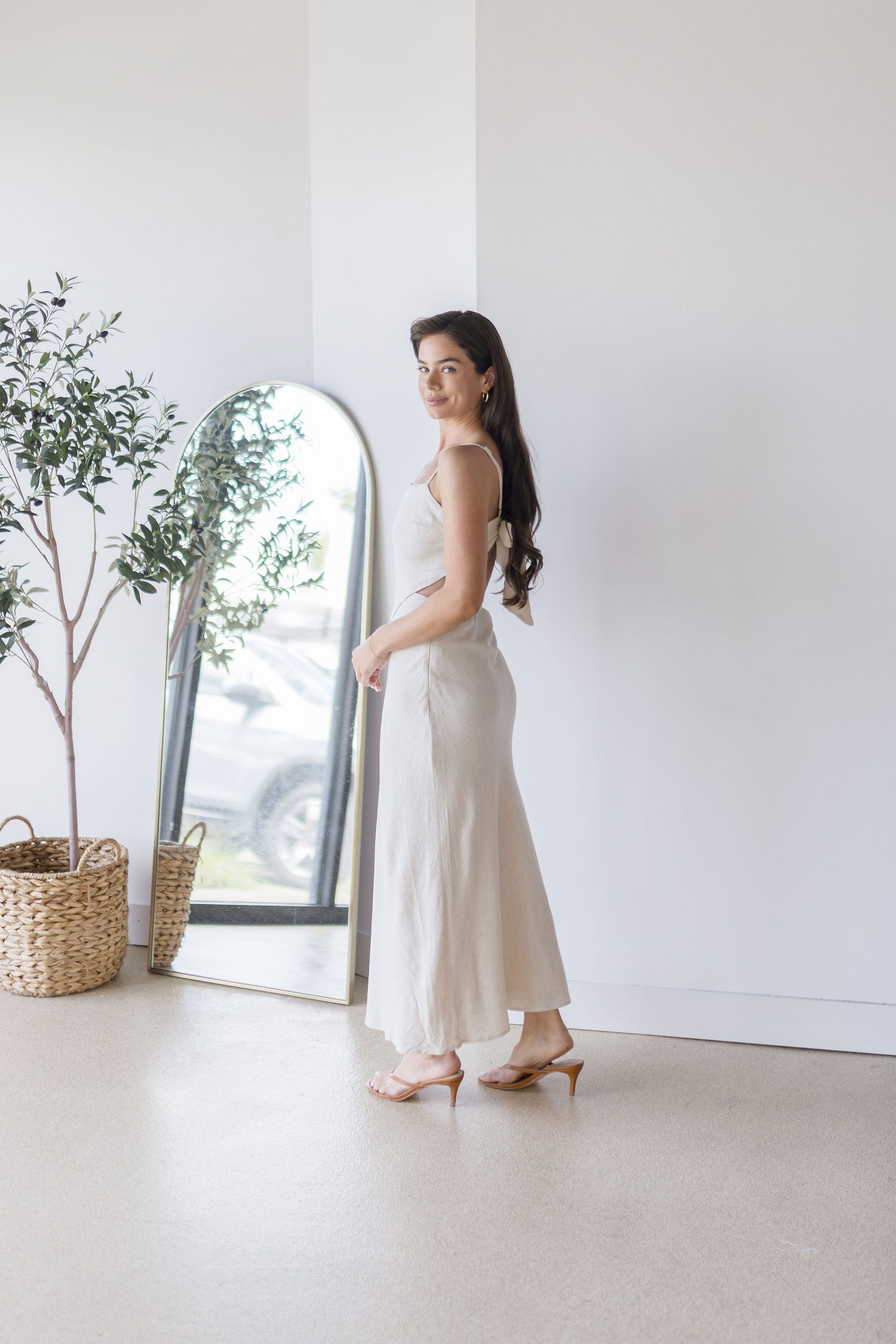 Scottie Open Tie Back Maxi Dress