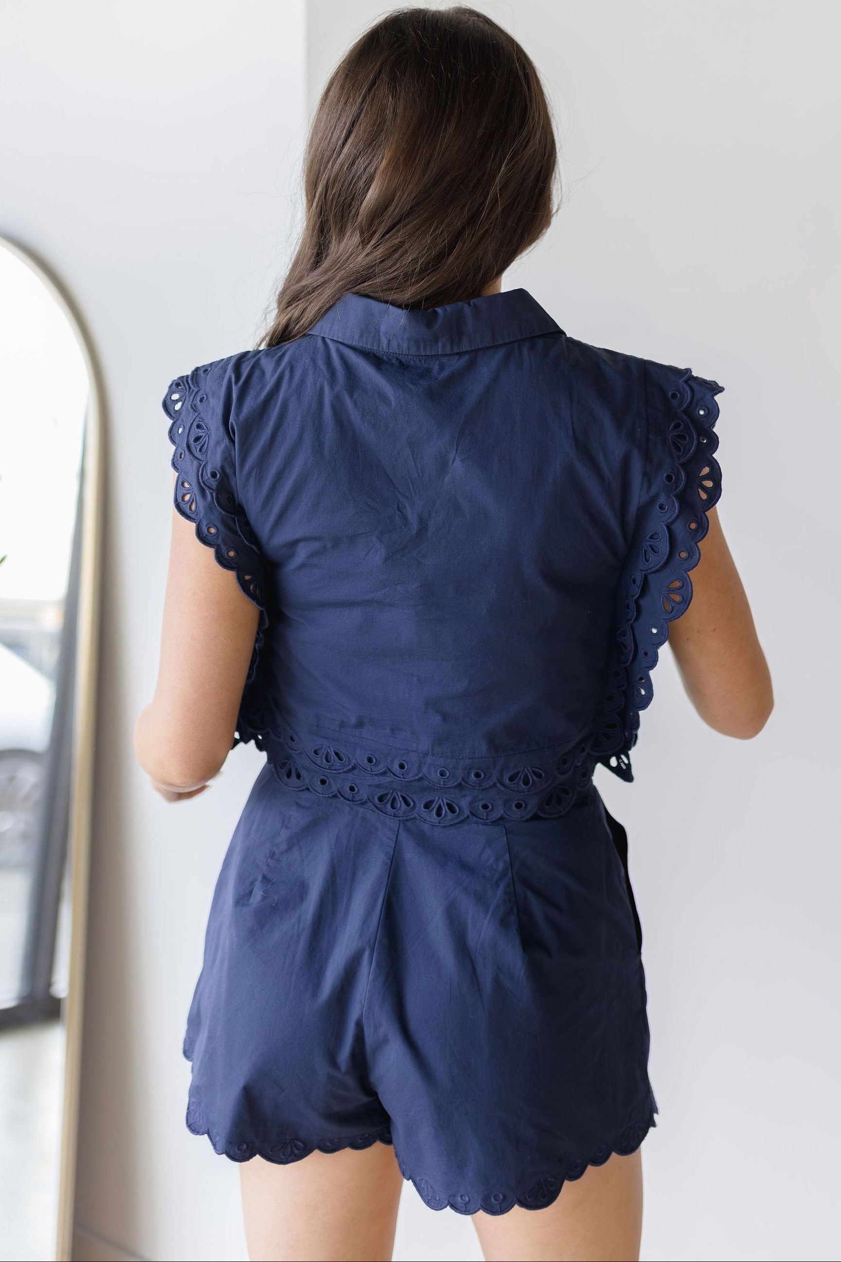Reva Eyelet Sleeveless Crop