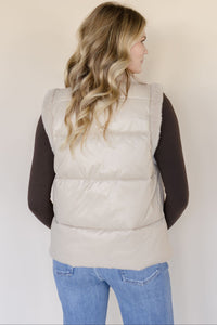 Serra Vest