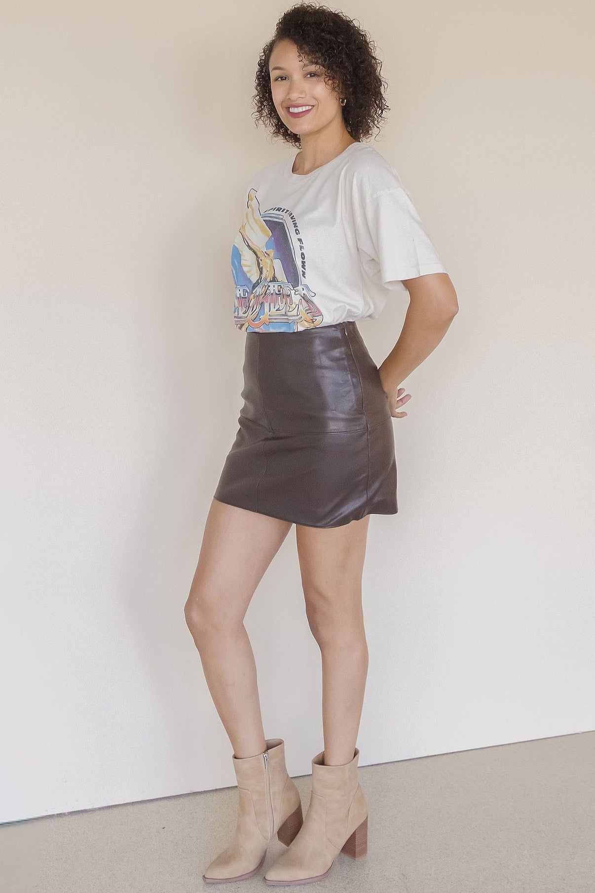 Bee Gees Spirits Having Flown Merch Tee Bee Gees Spirits Having Flown Merch Tee