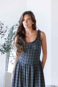 Low Waist Scoop Neck Midi Dress