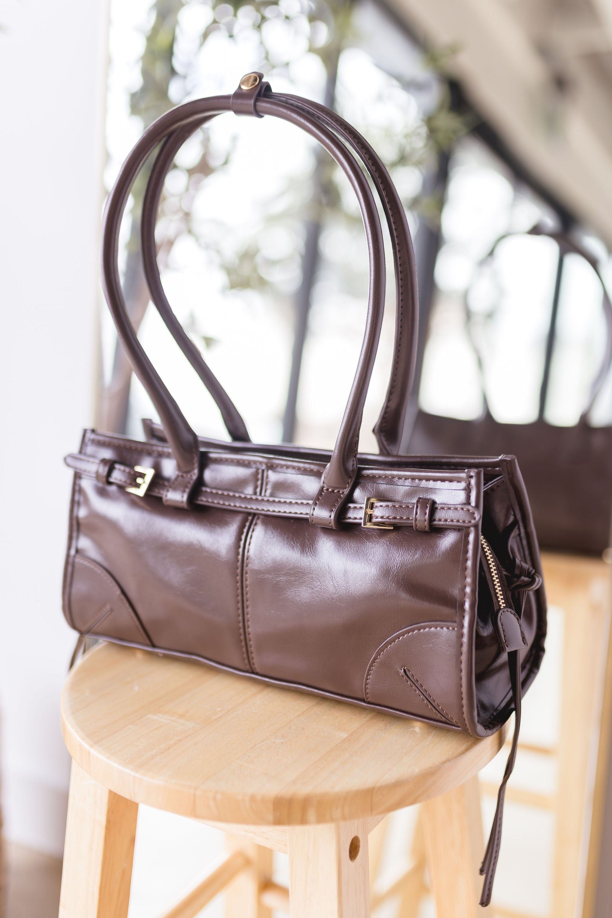 London Buckle Up Shoulder Bag