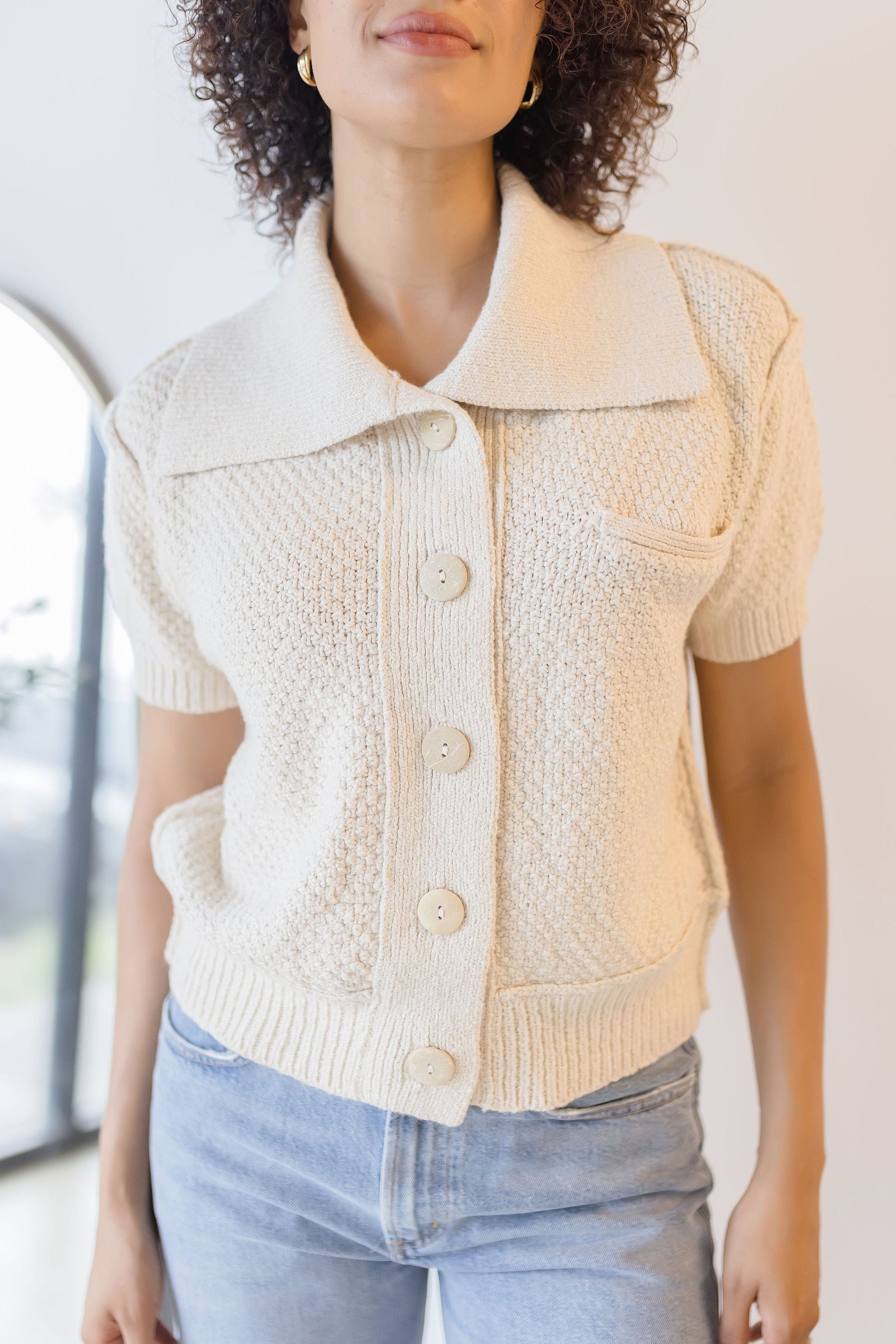 Tessier Short Sleeved Buttoned Sweater Tessier Short Sleeved Buttoned Sweater