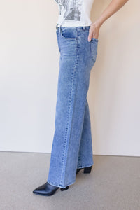 The Wide Leg Jean