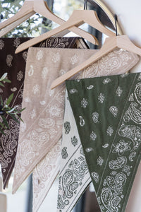 Wanderer Mini Triangle Scarf