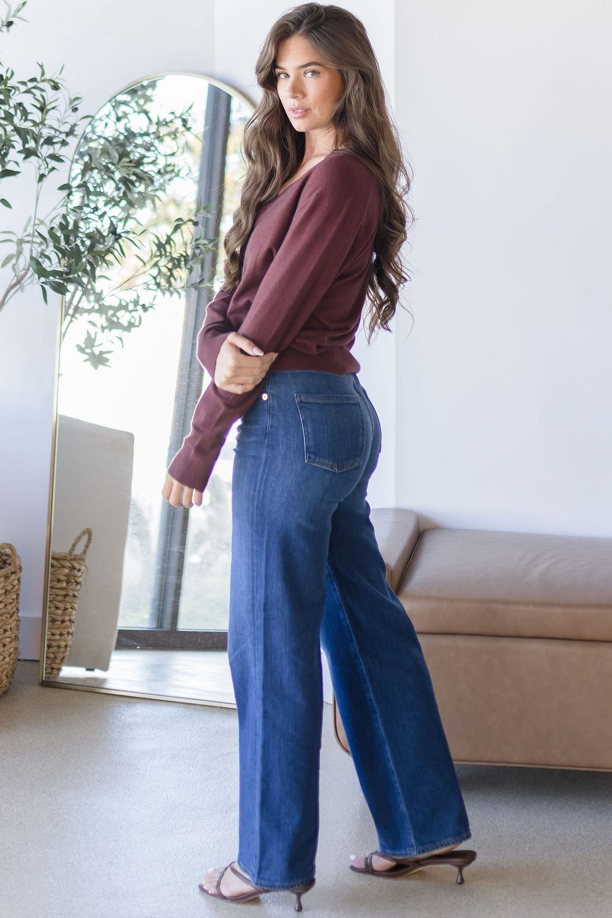 Carina V-Neck Pullover