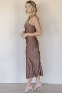 Isra Satin Dress Isra Satin Dress