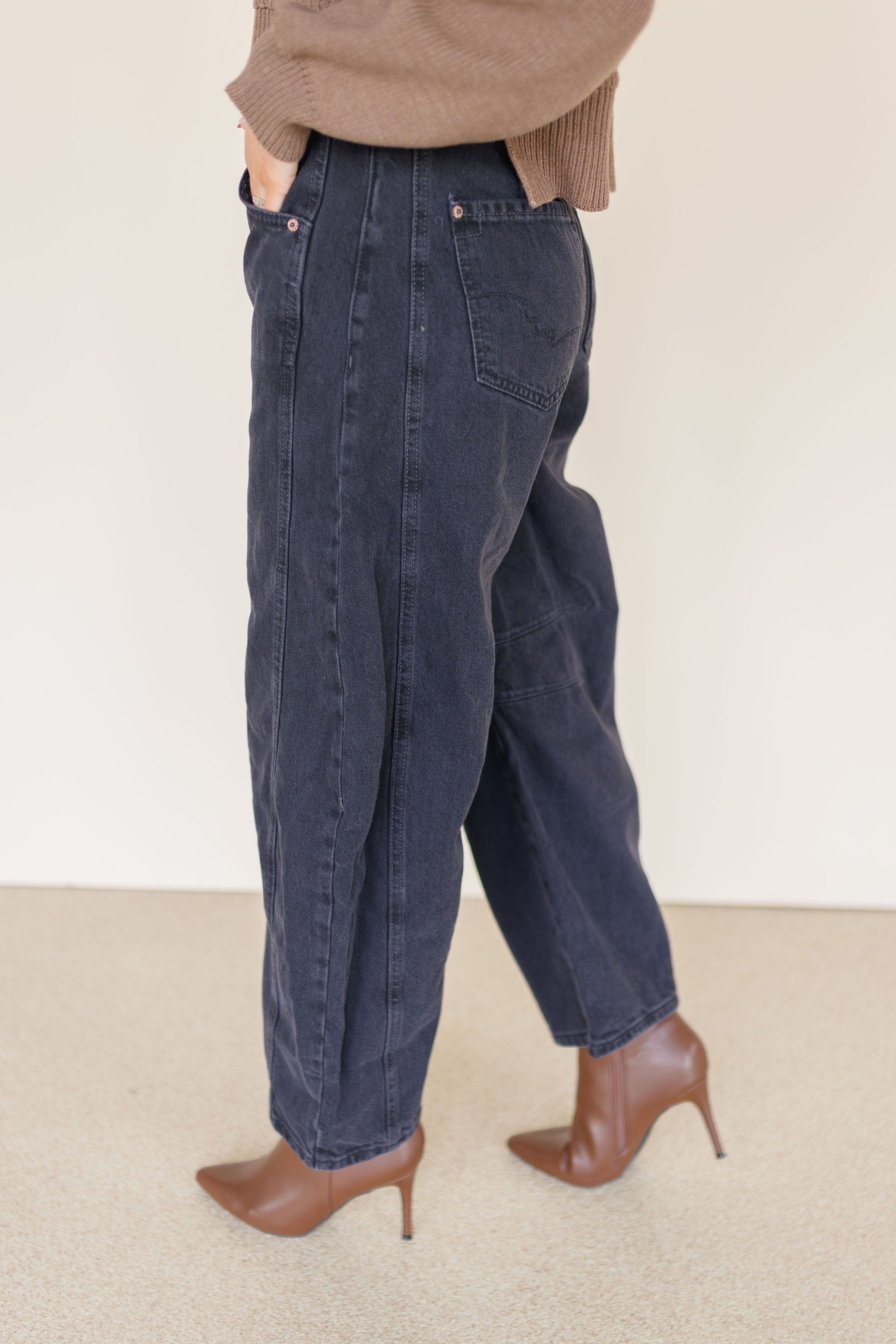 Good Luck Mid Rise Barrel Jeans Good Luck Mid Rise Barrel Jeans