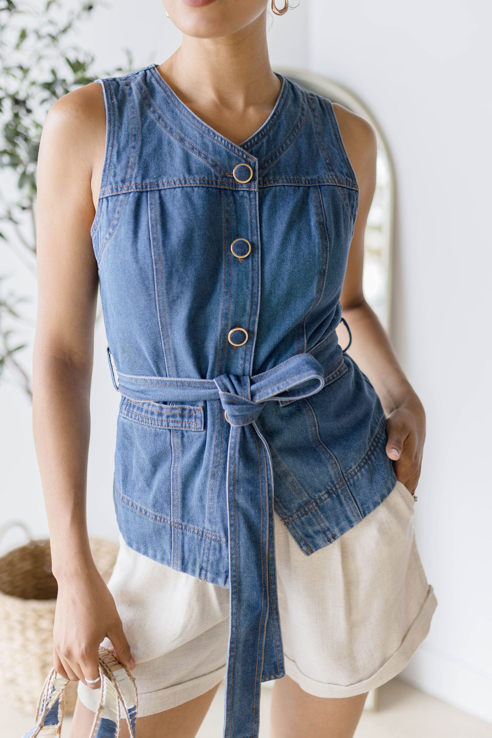 V-Neck Front Button Detail W Belt Vest Top