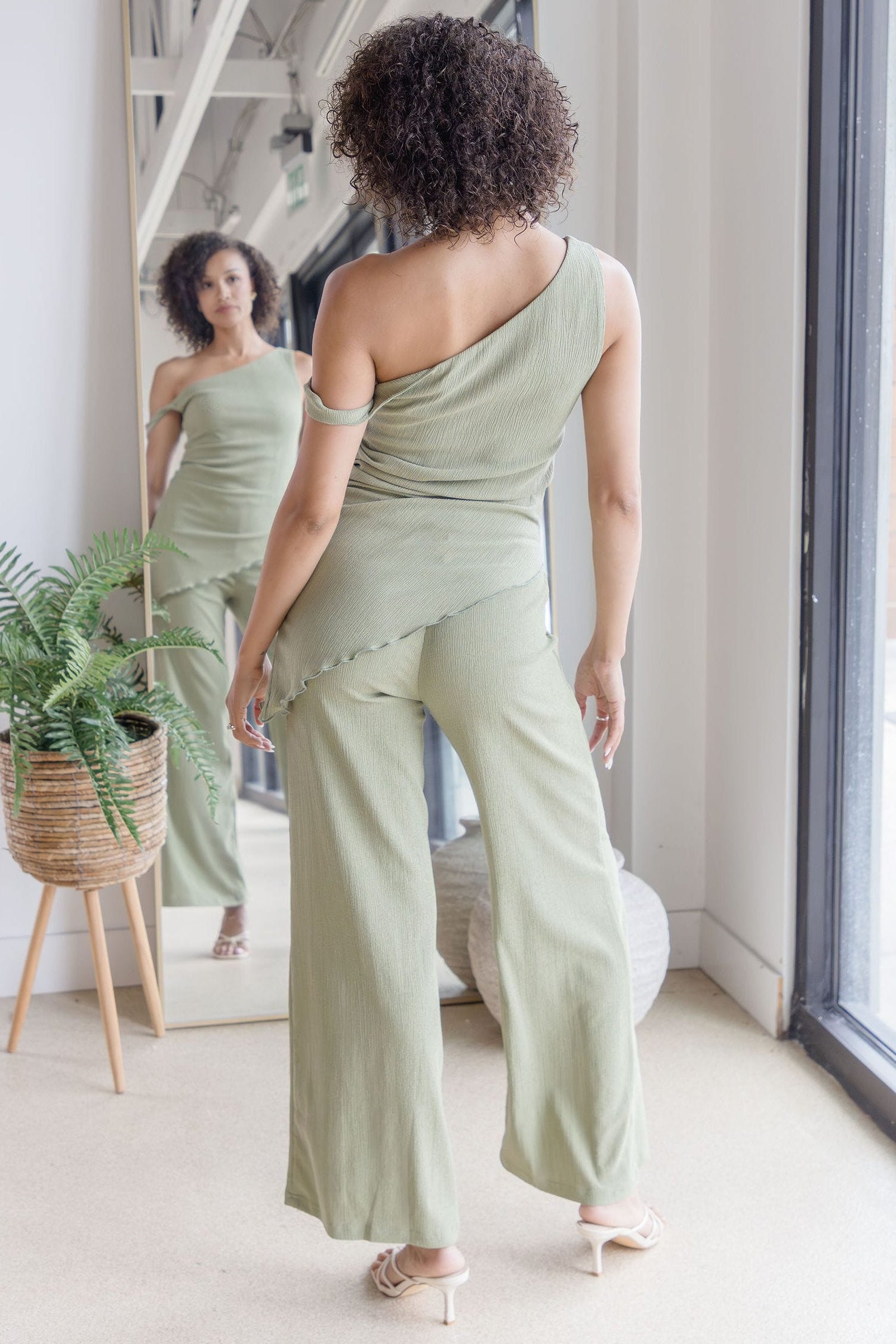 Romina Asymmetrical Stretch Top