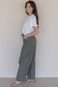Shannon Pant