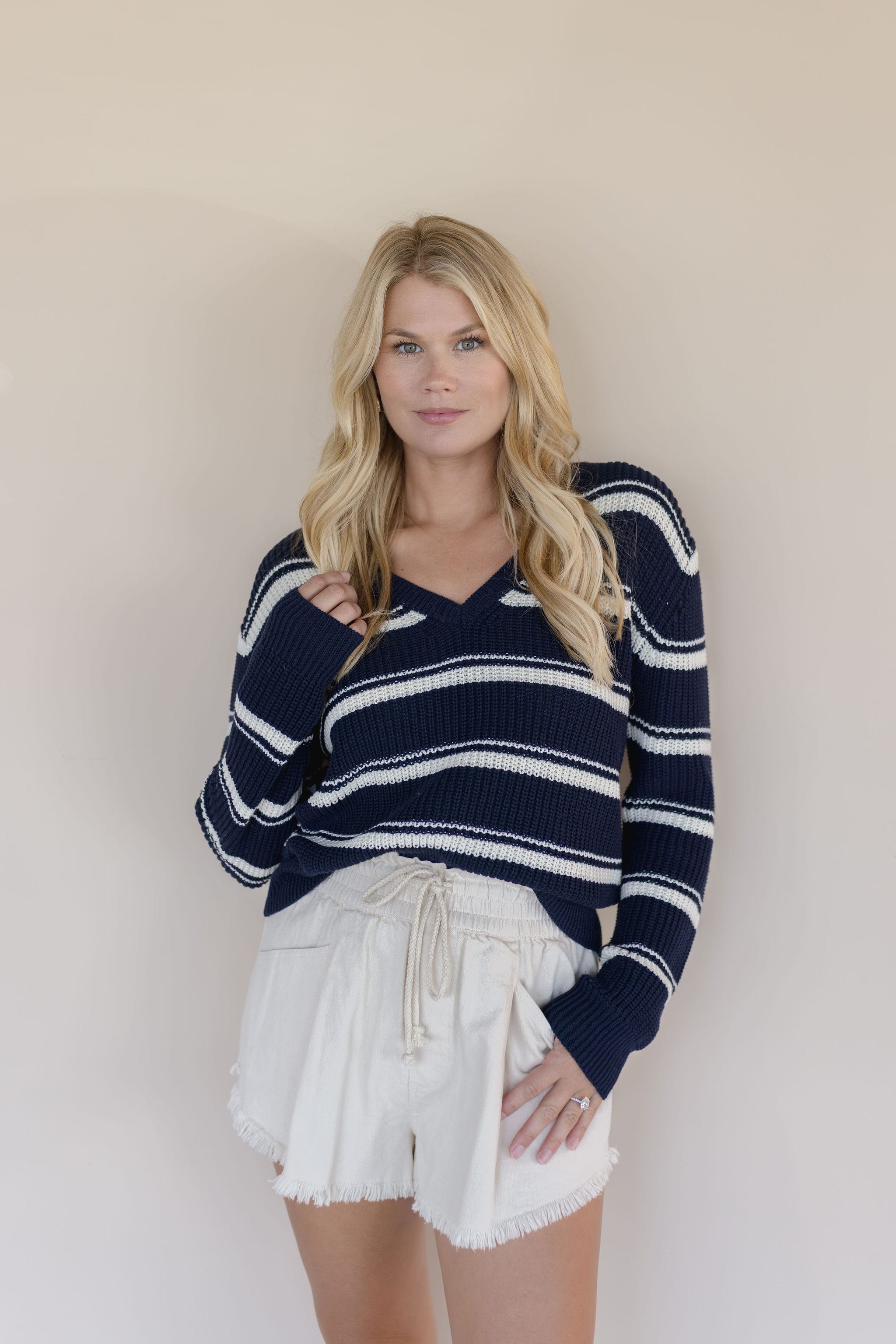 Maila Drawstring Frayed Short