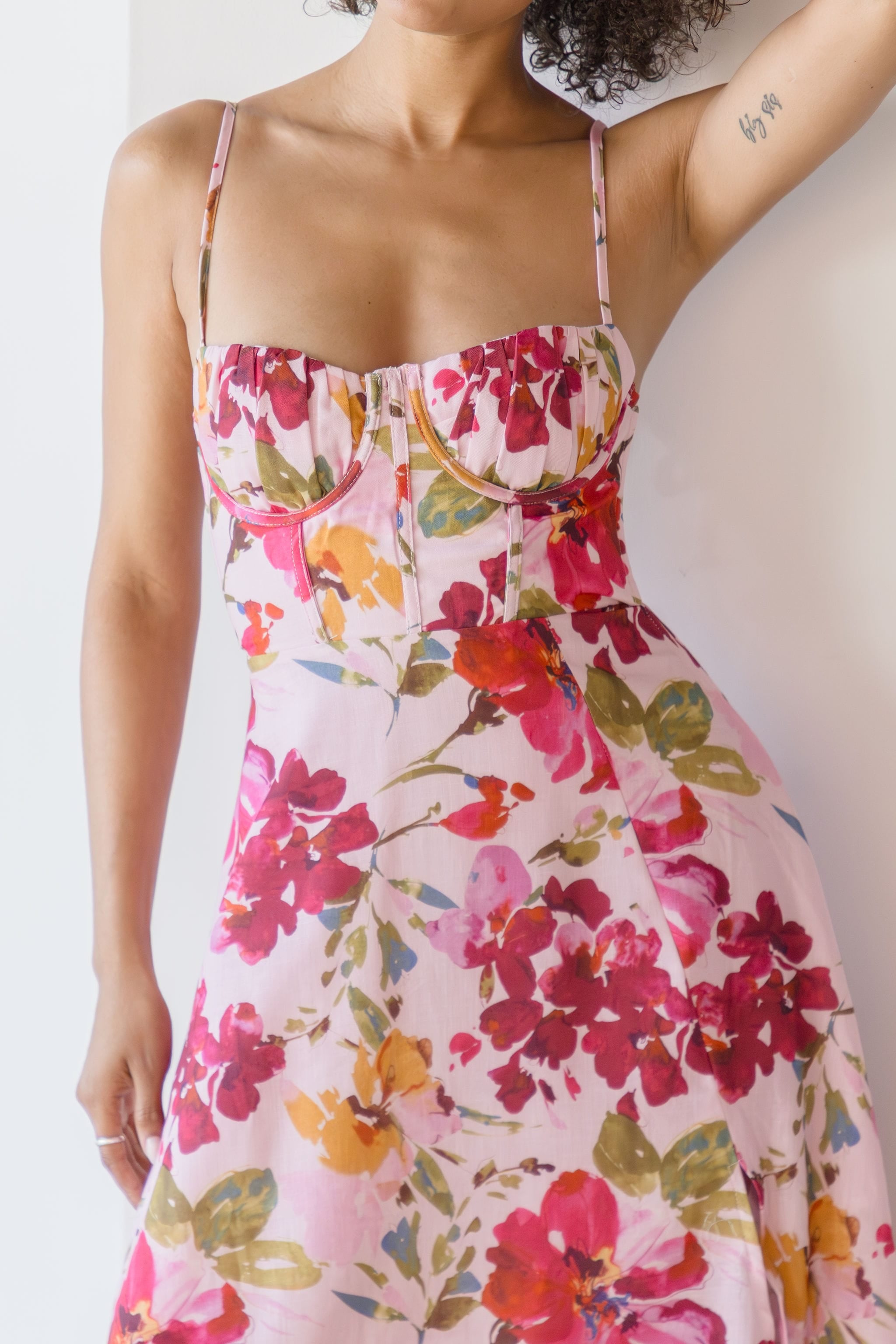 Karlyn Open Back Floral Midi Dress