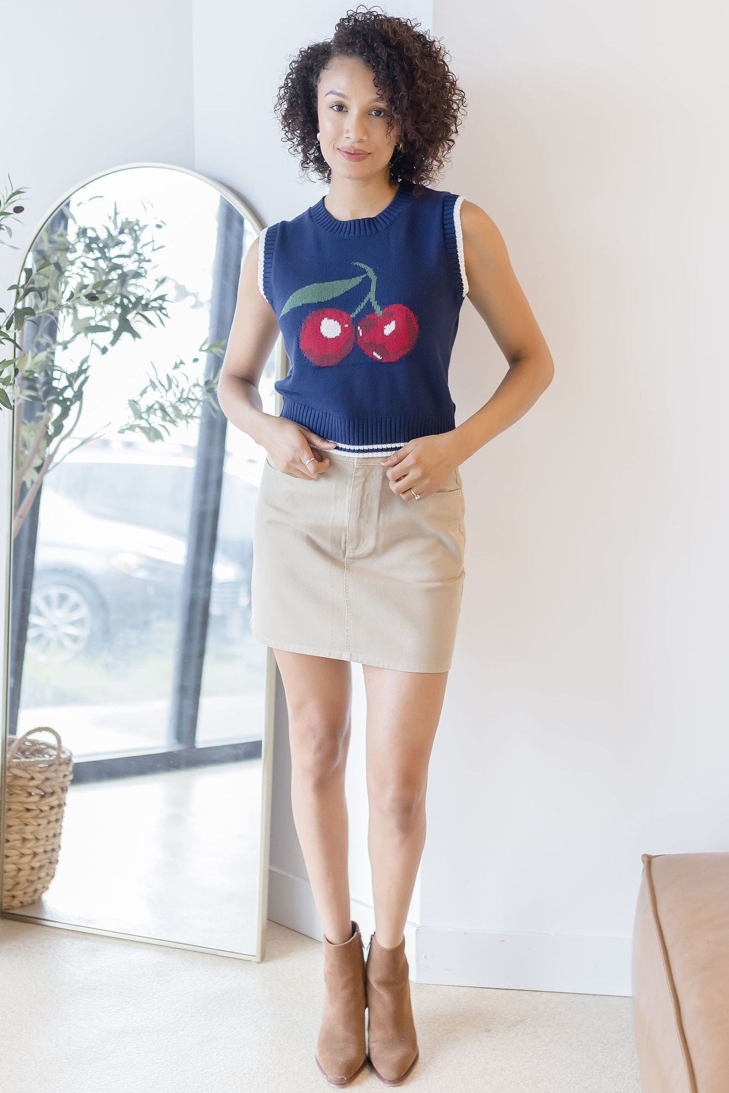 Cherry Noir Sleeveless Sweater Top Cherry Noir Sleeveless Sweater Top