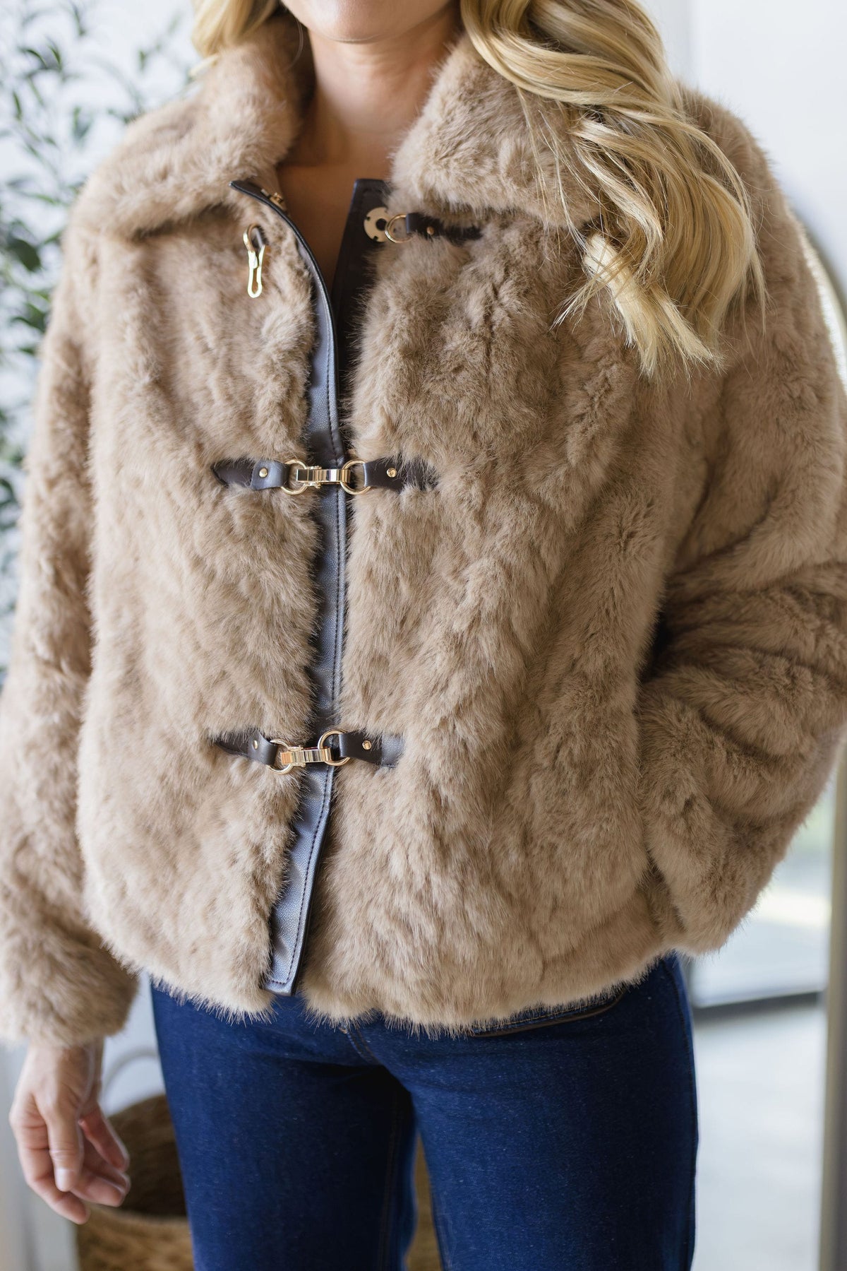 Dela Jacket