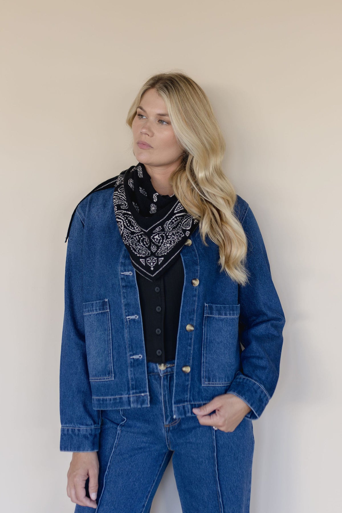 Wanderer Mini Triangle Scarf