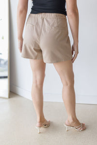 Mela Short