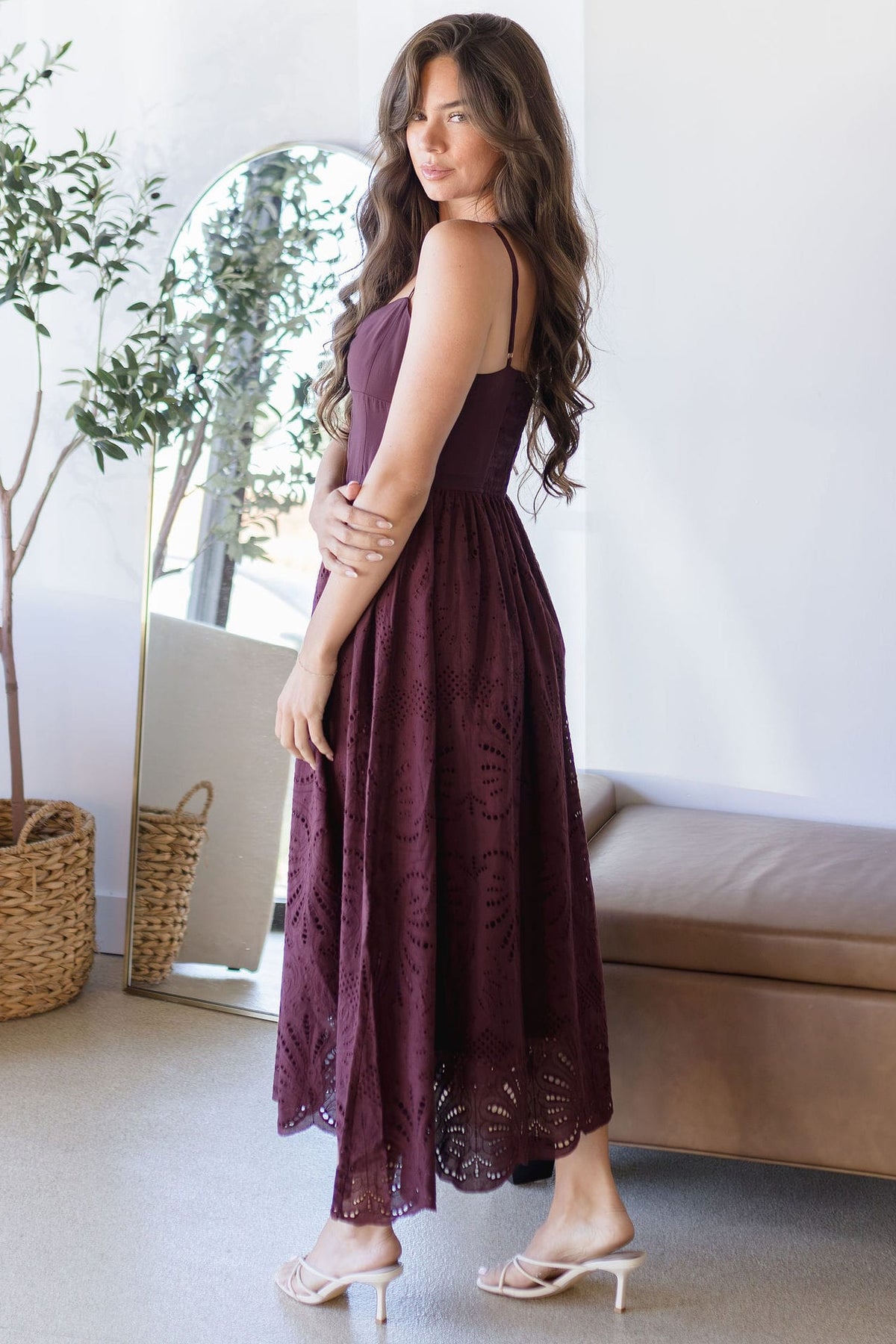 Moon River Odette Scallop Eyelet Skirt Midi Dress Wine